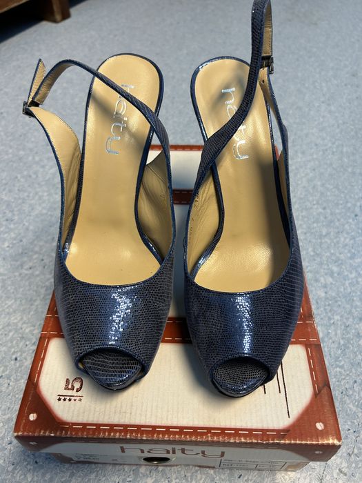 Sapatos azuis Haity n° 40 NOVOS