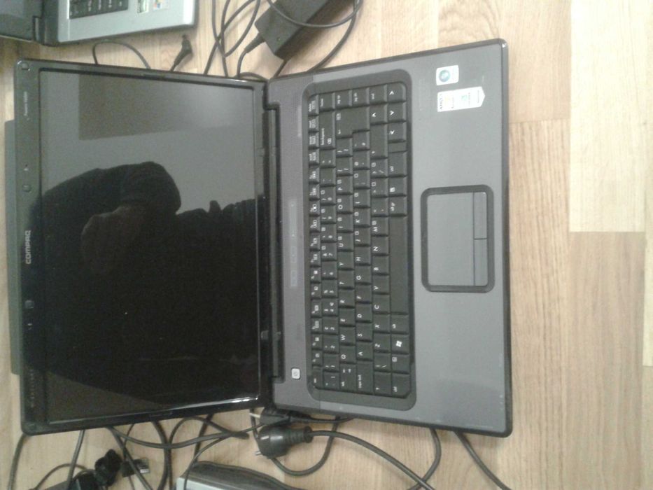 Laptopy notebooki rózne stare sprawne - system windows xp