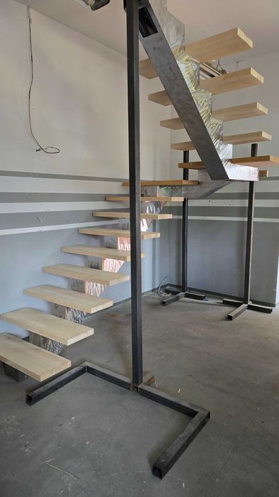 SCHODY - Metalowe. Centralna Belka Nośna. Gotowe do odbioru.