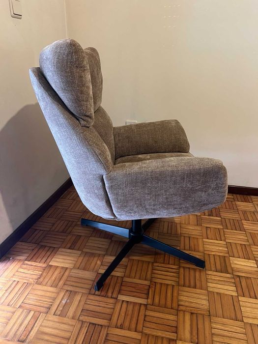 Poltrona Giratória Confortável