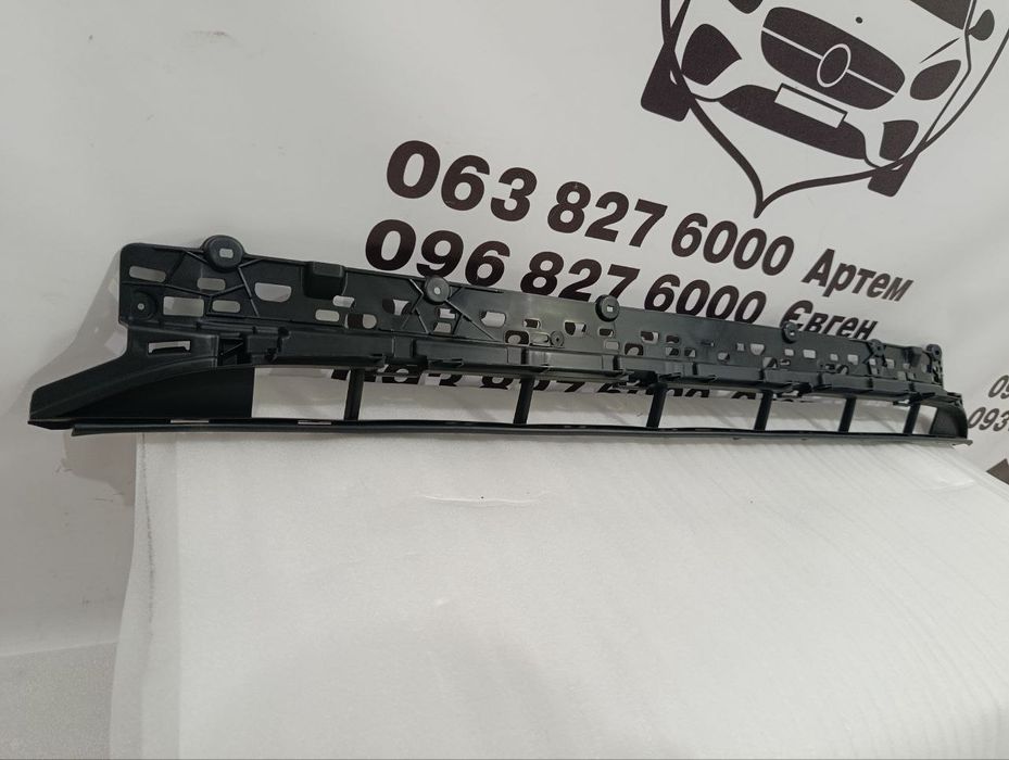 AUDI Q8 Решітка переднього бампер S Line(ліцензія) 2018-22