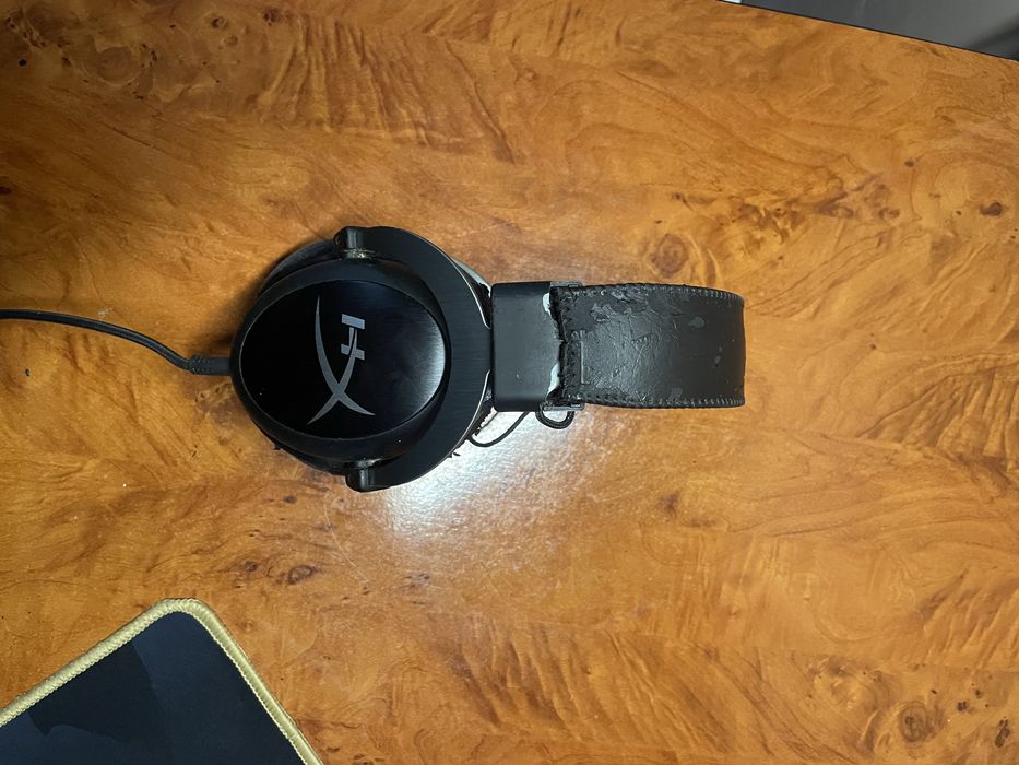Продам легендарную игровую гарнитуру HyperX Cloud II (модель KHX-HSCP-GM)