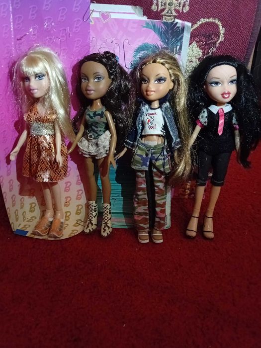 Bonecas marca Bratz