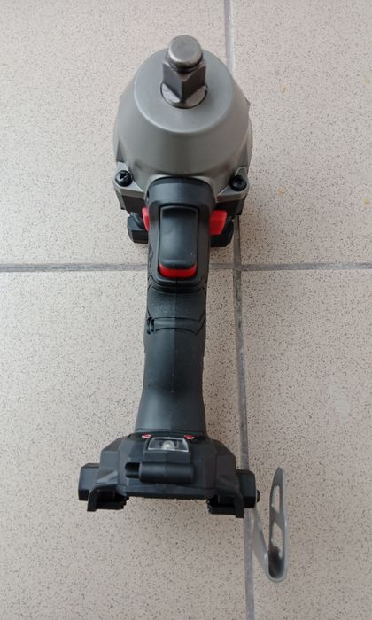 Klucz udarowy do kół firmy Parkside Performance PPDSSA 20-Li A1