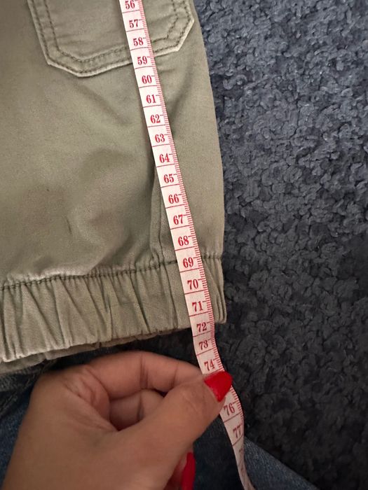 Spodnie bojówki ze zdjęcia