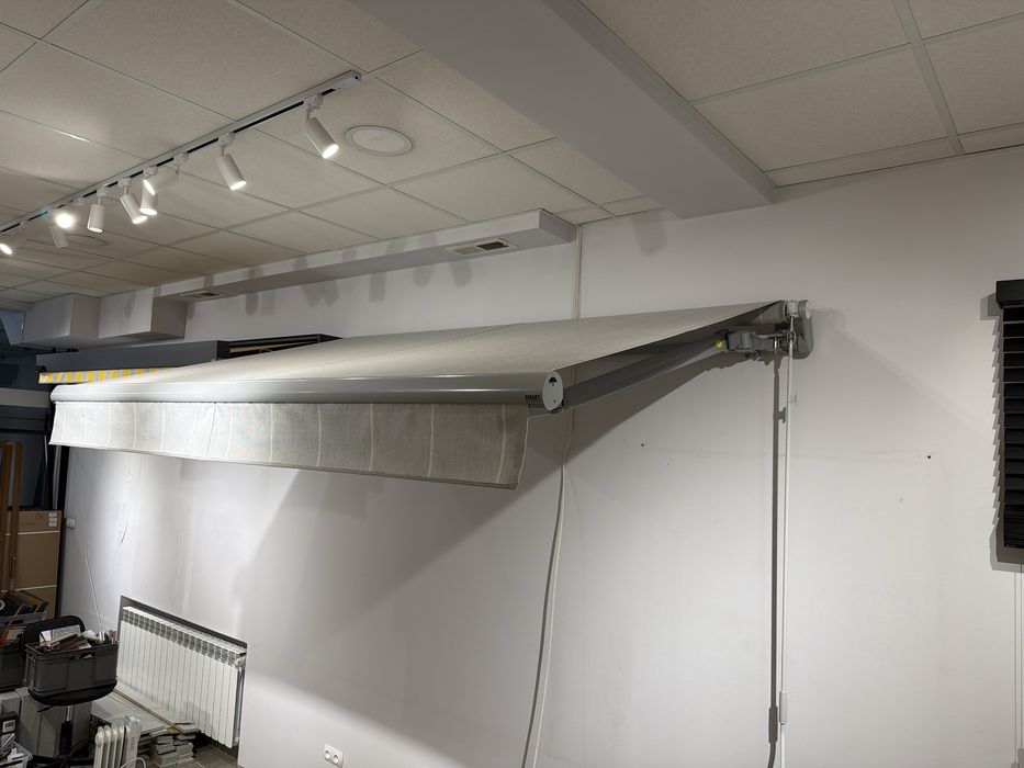 Markiza tarasowa model Weekend Evo marka Dragon