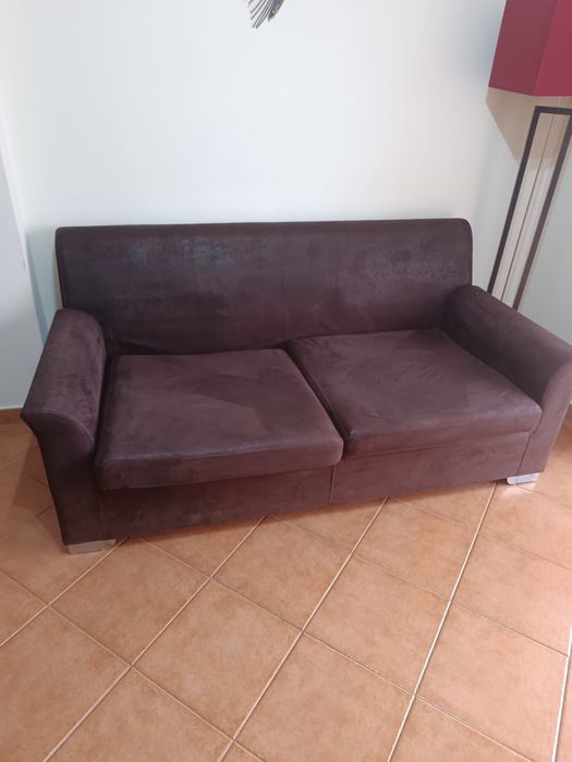 Sofá cama + móvel de sala