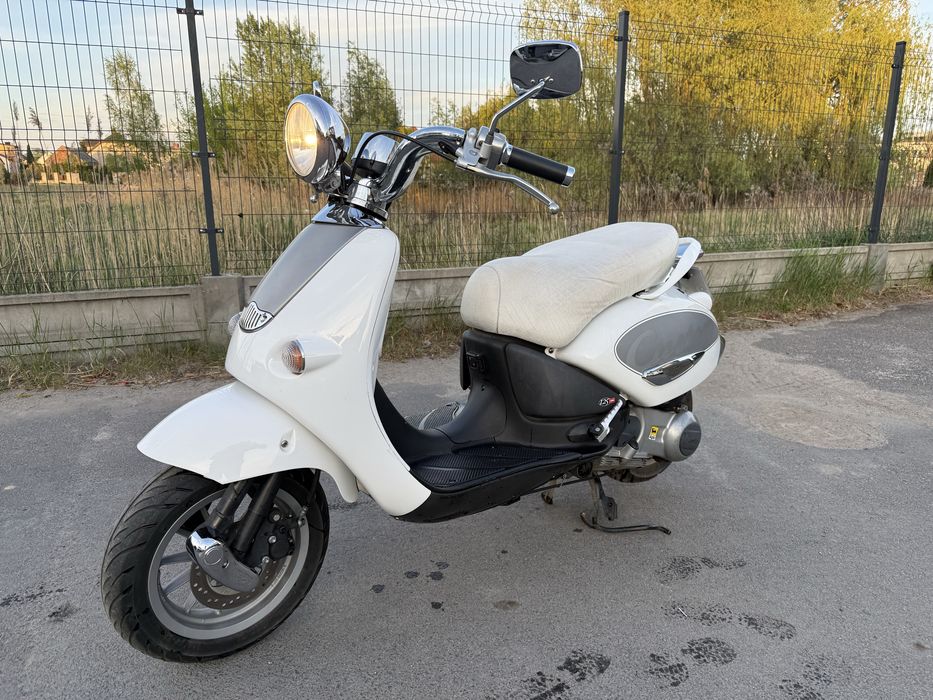 Skuter retro 125 Aprilia Mojito Custom