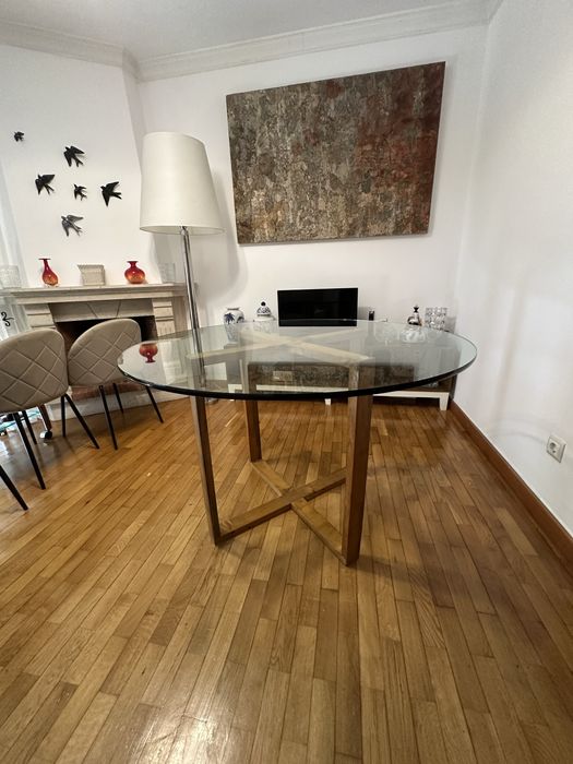Vendo mesa redonda 4 lugares