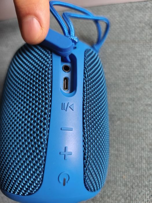 NOWY przenośny głośnik Creative MUVO Play