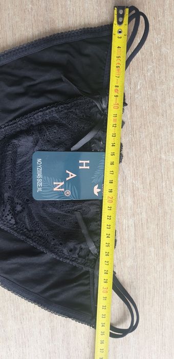 4×Damskie majtki figi z koronką XL /2 XL