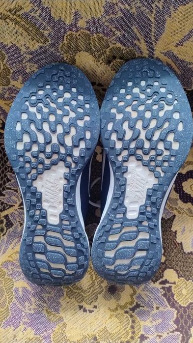 Кросівки Nike Revolution 6 Оригінал 44.5 розмір (28.5 см) Ідеальн