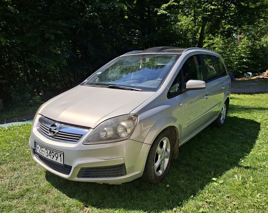 Opel Zafira b 2005 1.9 TDCI