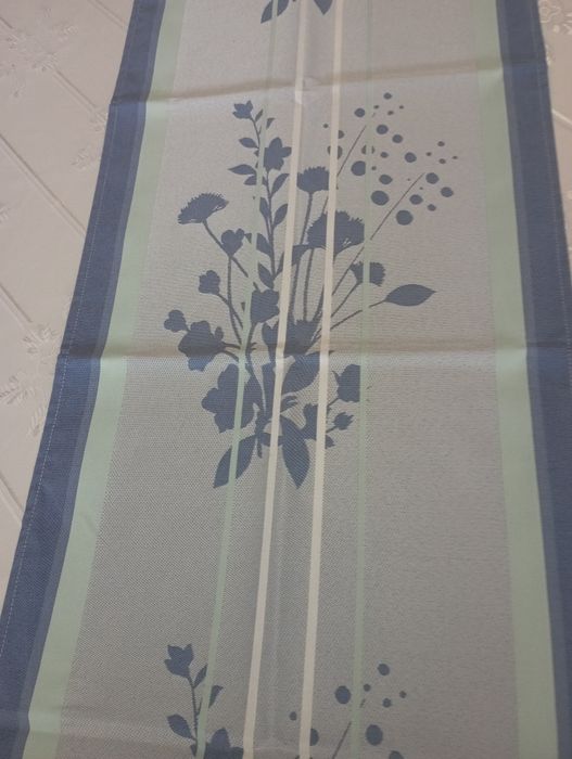 Obrus bieżnik 40x135 cm