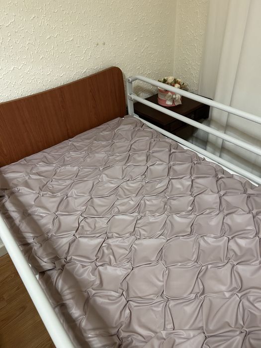 Cama Articulada Elétrica + Colchão Anti-Escaras + Comando + Manual