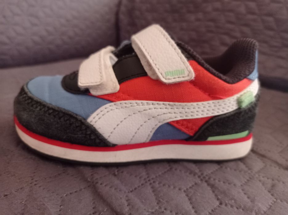 Tênis Puma tamanho 24