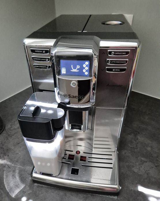 Ekspres do kawy Saeco HD8917/09, automat, cappuccino, latte