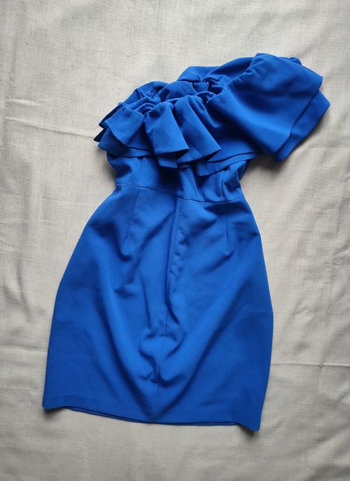 Reserved sukienka damska L/XL elegancka falbana