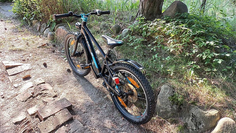 Alu Rower Górski Młodzieżowy Dziecięcy Cube Acid Race 20 wiek 5-8 lat