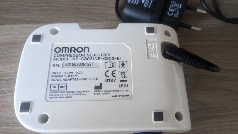Inhalator Omron  c 803