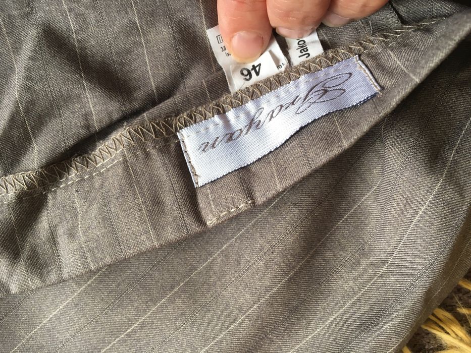 Letnie spodnie damskie rozm. 46- spodnie rozszerzane