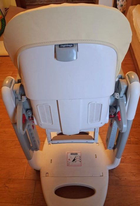 Детский стульчик/ кресло для кормления Peg Perego Tatamia