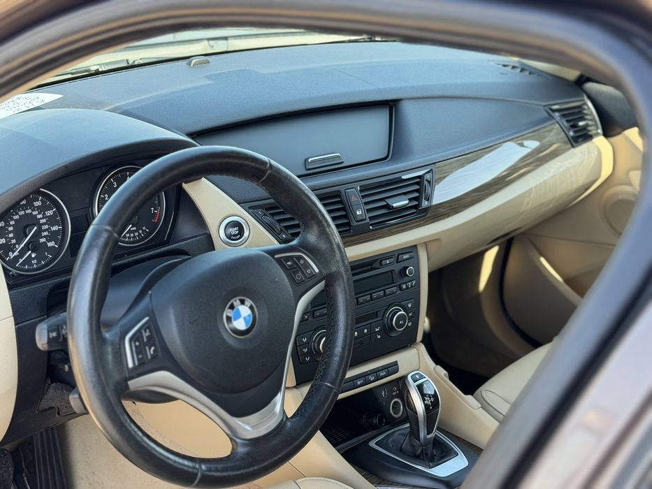 Продам BMW Х1 2012 року
