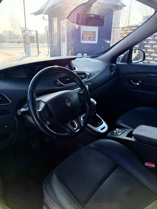 Продам Renault Scenic 3
