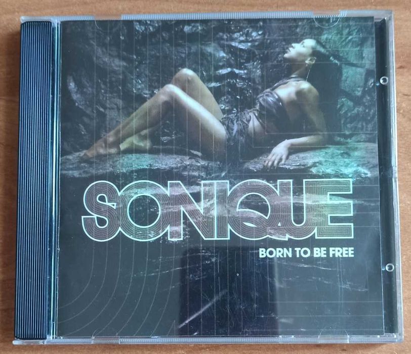Sprzedam CD "Born to Be Free" - Sonique | Stan używany, bardzo dobry!