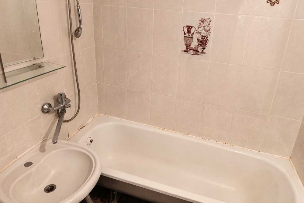Продам 3х ком.кв. по ул.Покрышева 65 м.кв 5 этаж.