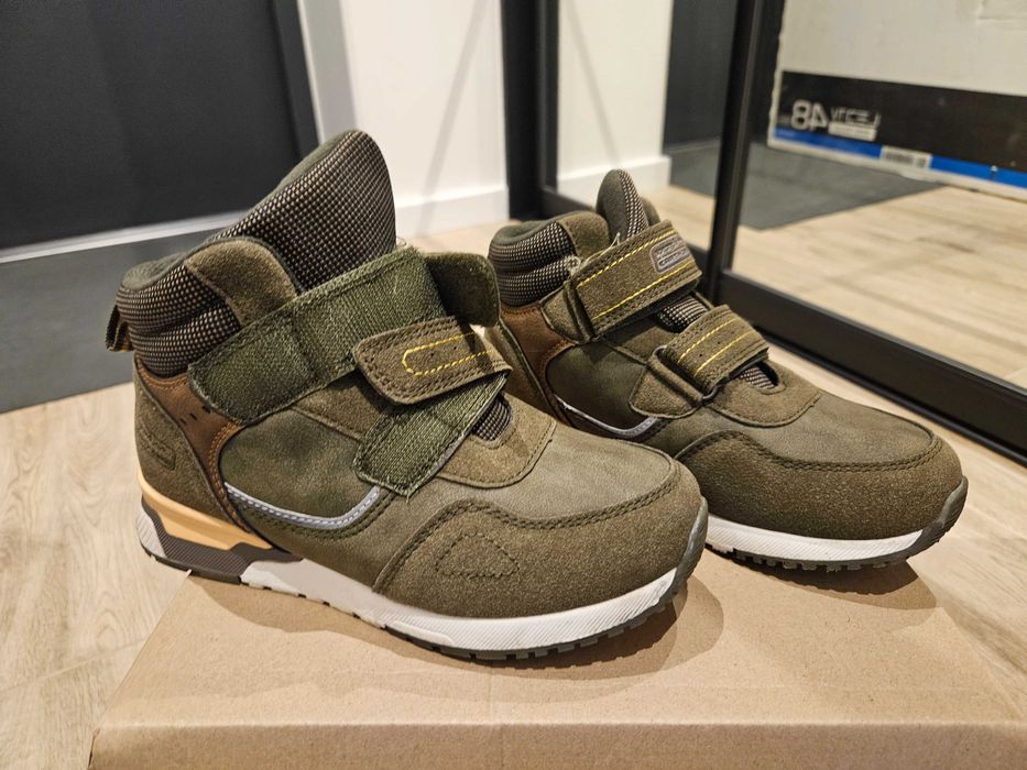 Buty chłopięce rozm. 33