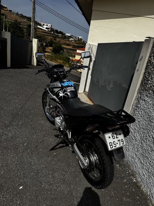NX400 Falcon Honda