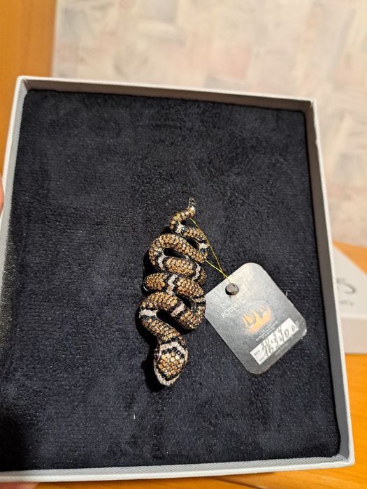 Продам кольцо Roberto Bravo