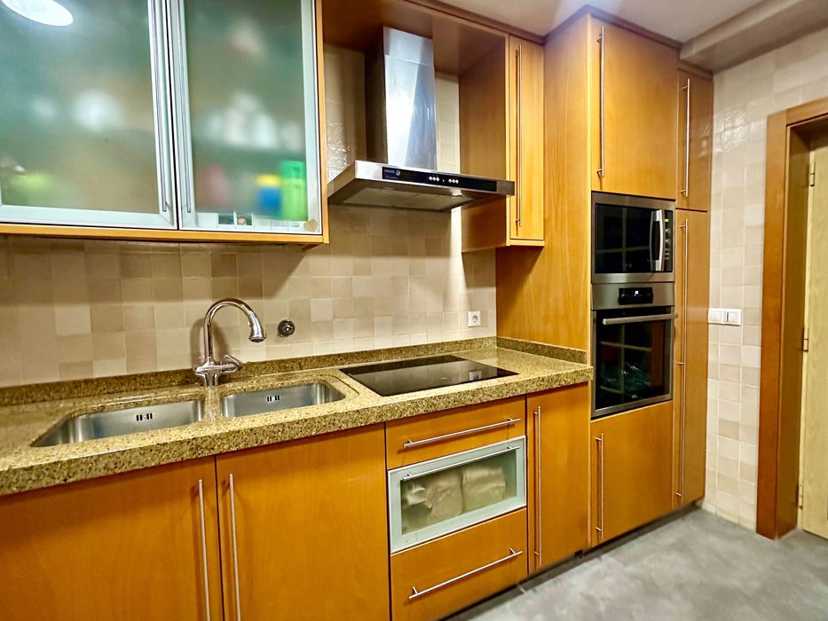 Apartamento Único na Quinta de São Gonçalo | T2 com 101 m² + Terraço Privativo de 55 m²  com Lounge Exterior de 34 m² coberto