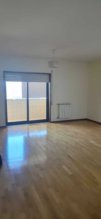 Apartamento T3 para Permuta por T2