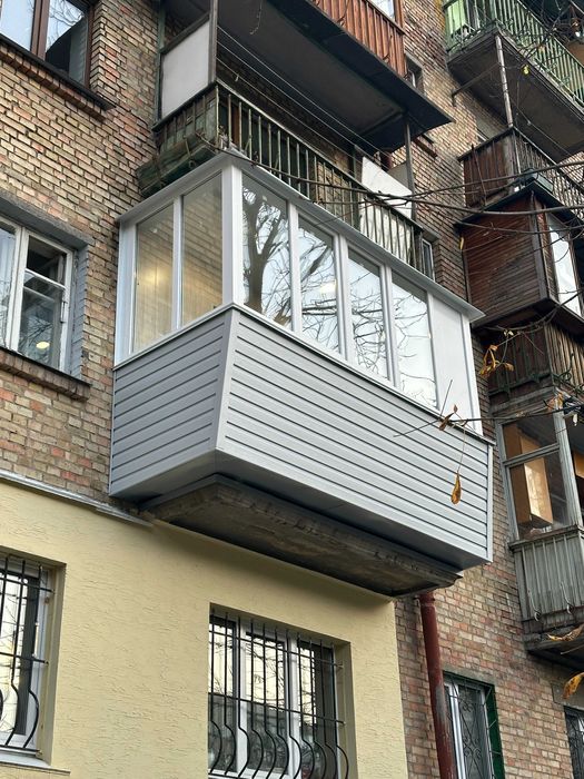 Балкон під ключ Київ Засклення Утеплення Винос Обшивка Ремонт балкона