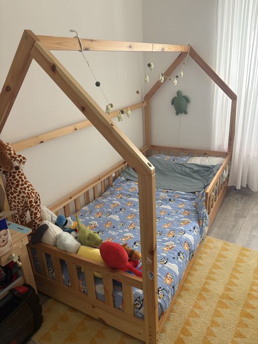 Cama Montessori  Criança