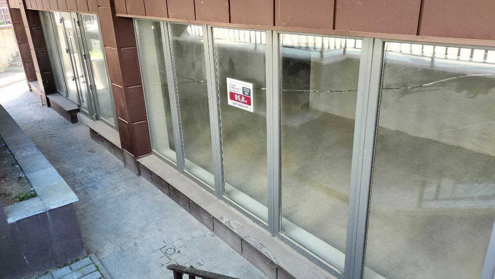 Здана комерція, гарна ціна, центр, Івано-Франківськ, продаж, сирець