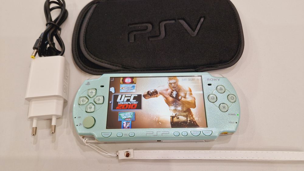 Sony PSP Япония  64гиг 130 игр +чехол!