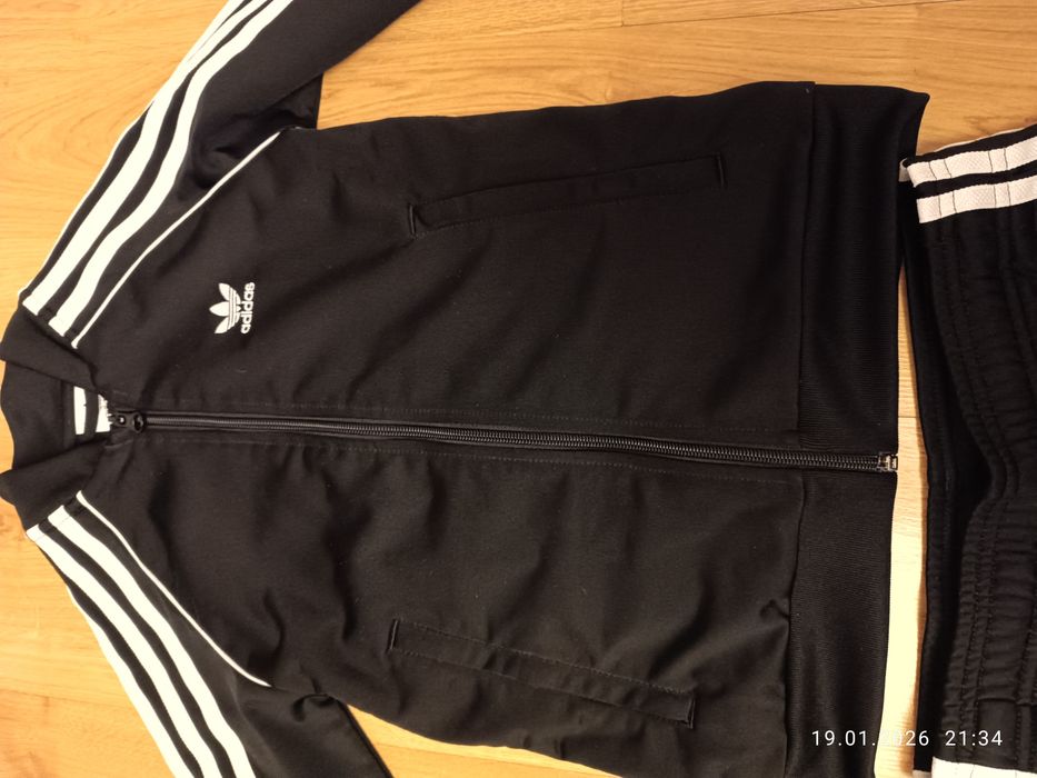 Dres Adidas 128 dla chłopca