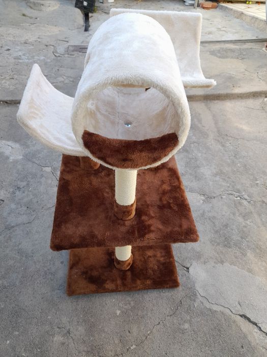 Arranhador para gatos quase novo
