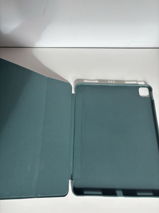 Capa tablet 13,5 verde esmeralda