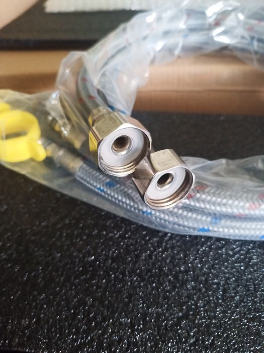 Torneira cozinha com cascata - 120€