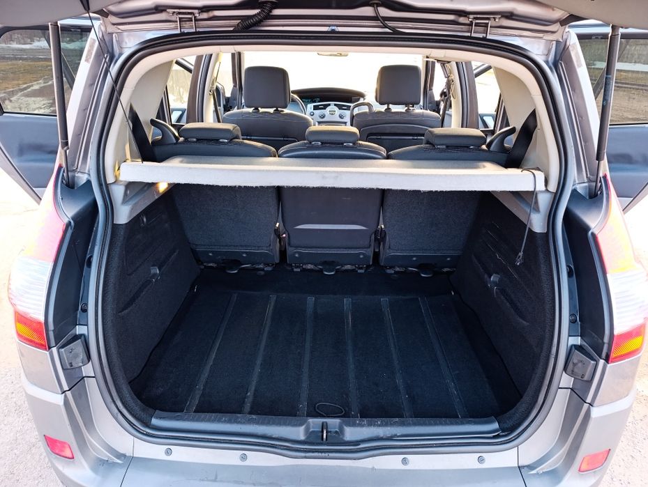 Renault Scenic II 2008 року 1.5 Дизельний Рено Сценік