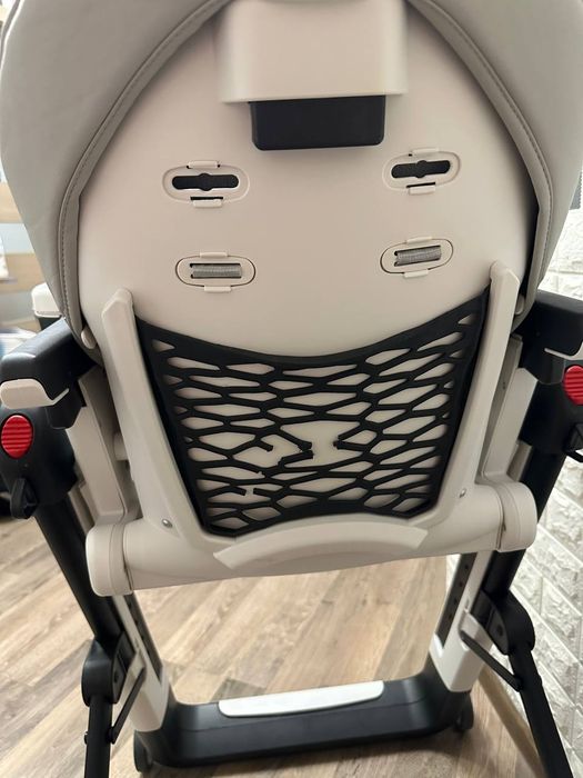 Стільчик для годування Peg-Perego