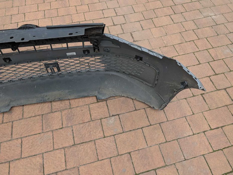 vw caddy 2k7 21- osobowy zderzak przód oryginał + grill