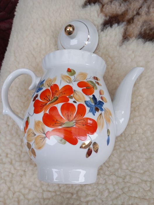 Чайник заварник . Баранівка . Ручний розпис