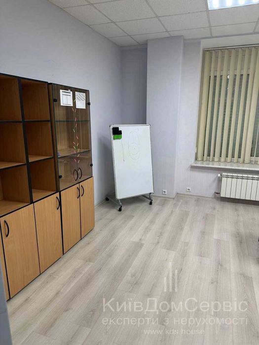 Без % продам офісне приміщення метро Святошин Житомирська Котельникова 35 є генератор