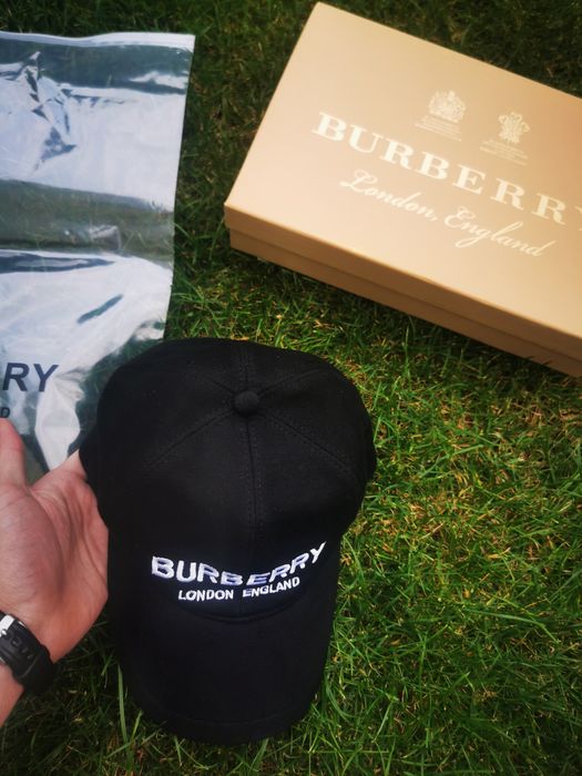 Czapka Burberry BB cap