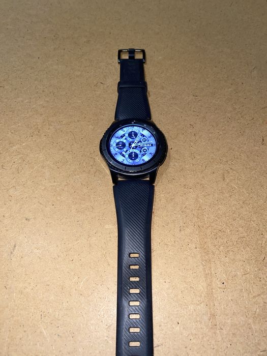 Продам смарт-часы SAMSUNG Gear S3 frontier